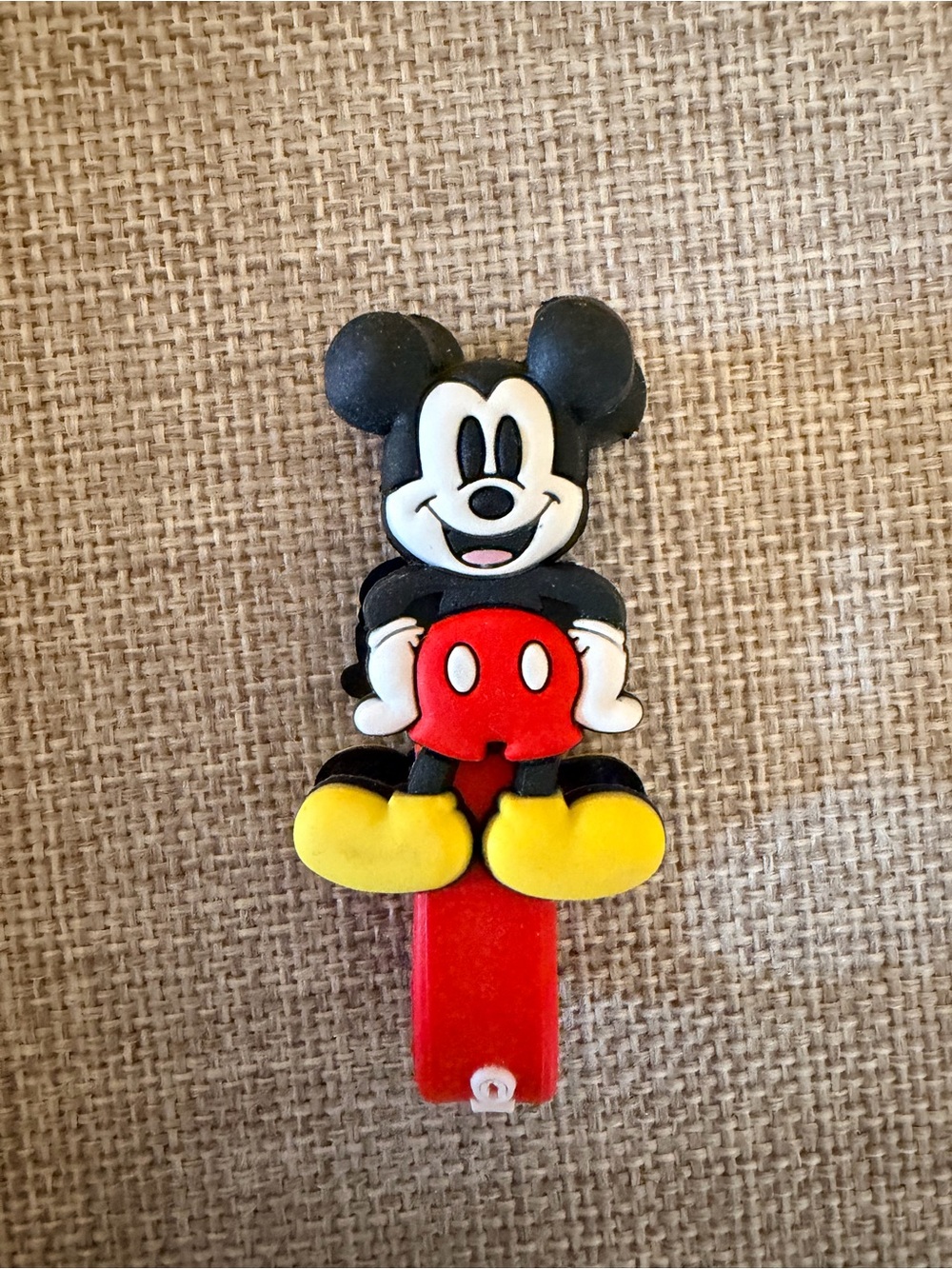Disney Mickey Mouse Silicone Cable Organizer Tie/Clip - never used!✨